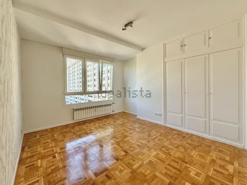 Wohnung 187 m² in Madrid