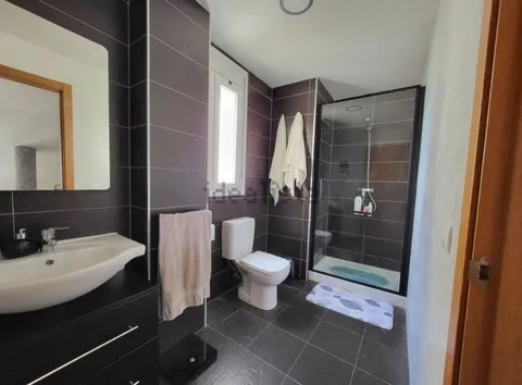 Habitació de lloguer, Montroi