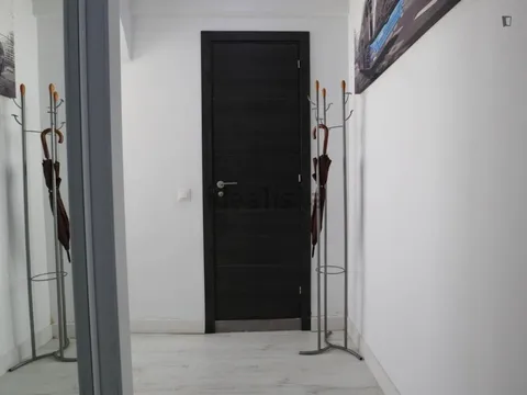Room for rent, Madrid