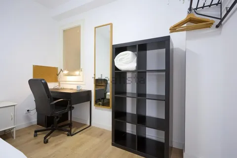 Habitació de lloguer, Barcelona (2/14)