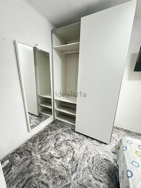 Habitació de lloguer, Barcelona (2/7)