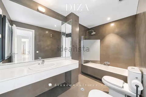 Appartamento 189 m² a Madrid
