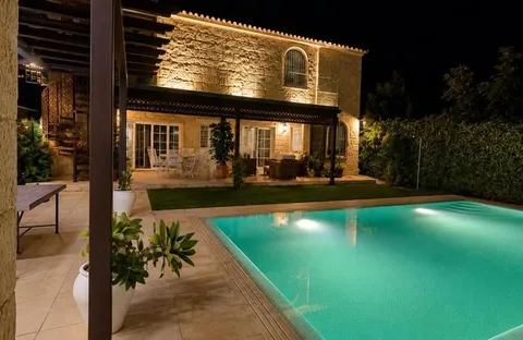 Haus 260 m² in Marbella