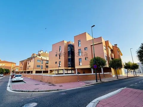 Appartamento 123 m² a Valladolid (2/37)