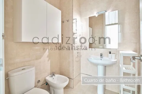 Habitació de lloguer, Cádiz