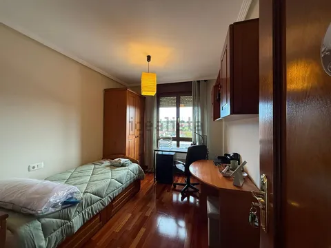 Chambre à louer, Oviède (4/27)