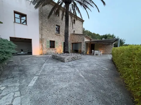 Будинок 715 м² у Pollença