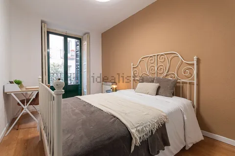 Zimmer zur Miete, Madrid (2/22)