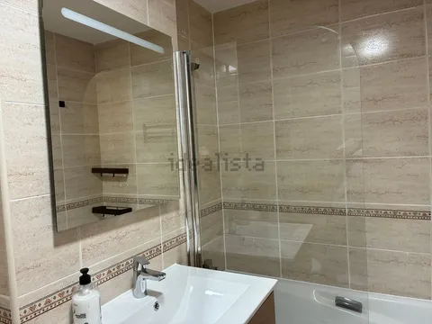 Pis de 75 m² a Àvila
