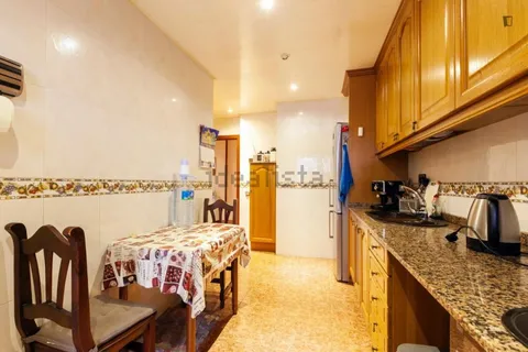 Habitació de lloguer, Montcada i Reixac