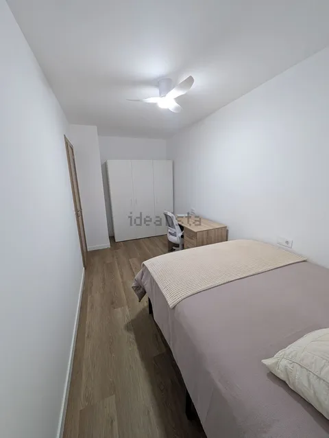 Habitació de lloguer, Manresa (4/5)