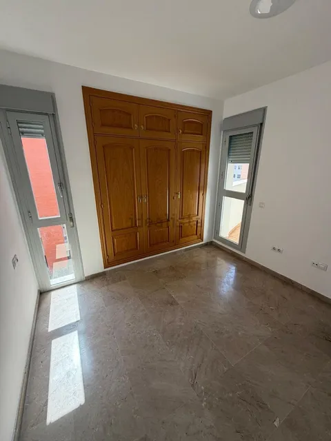 Flat 109 m² in Seville