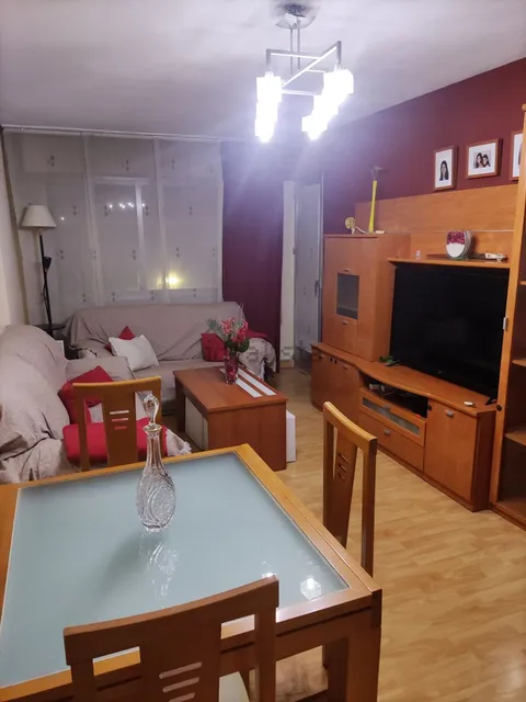 Quarto para alugar, Ávila