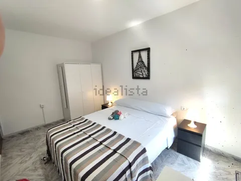Кімната в оренду, Granada