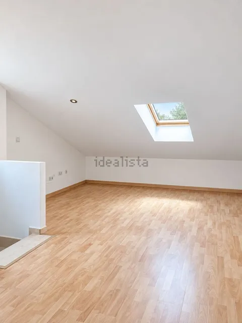 Maison 204 m² à Oleiros