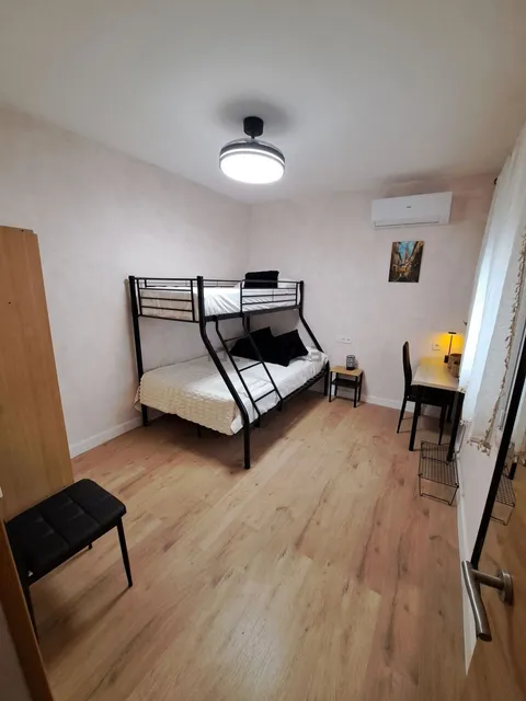 Habitació de lloguer, Polán