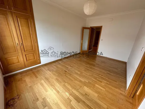Appartement 81 m² à Ourense