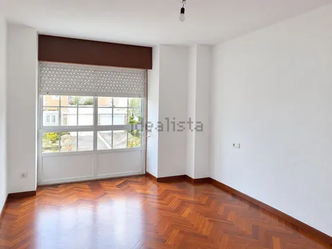 Maison 204 m² à Oleiros