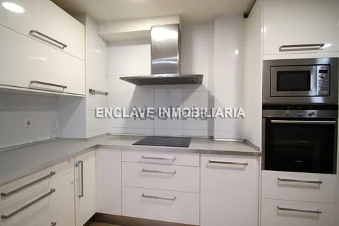 Pis de 230 m² a Oviedo
