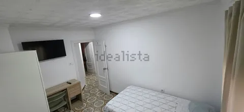 Кімната в оренду, Alzira