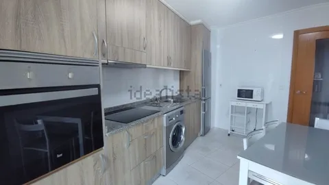 Habitació de lloguer, San Cibrao das Viñas (2/25)