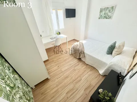 Room for rent, Seville (4/23)