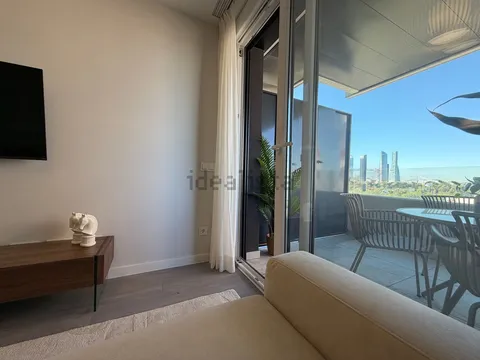 Wohnung 93 m² in Madrid