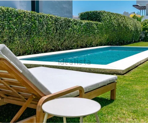 Дом 360 м² в Estepona (3/43)