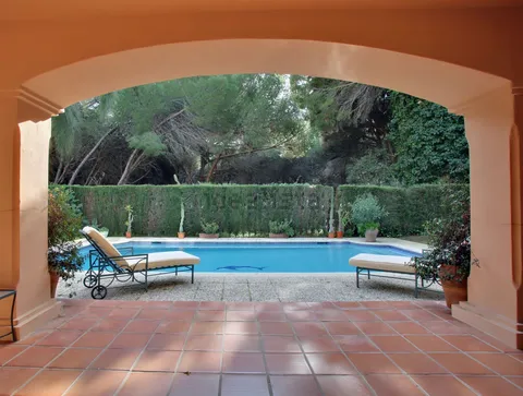 Casa de 450 m² en Estepona (4/60)