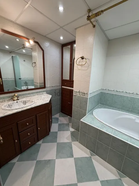 Apartamento 93 m² em Dos Hermanas