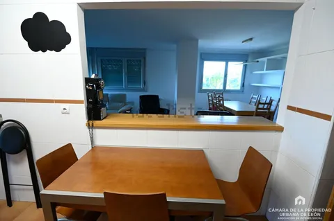 Apartamento 120 m² em San Andrés del Rabanedo (4/18)