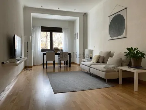 Pis de 77 m² a València