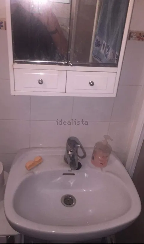 Room for rent, Coín