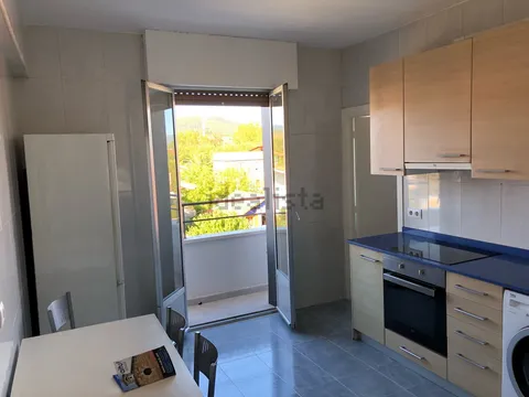 Room for rent, Sondika