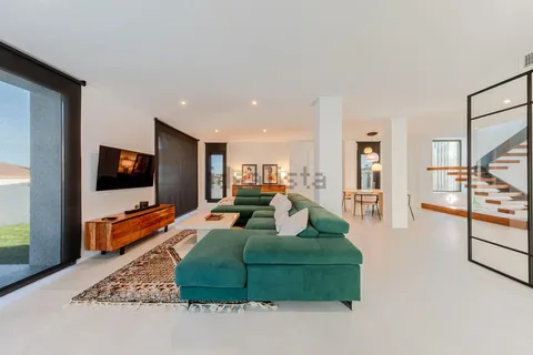 Casa 320 m² a Mairena del Aljarafe