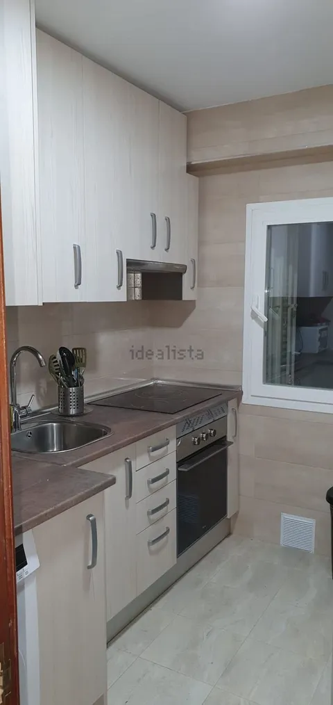 Habitació de lloguer, Madrid (2/7)