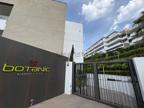 Flat 120 m² in Benahavís