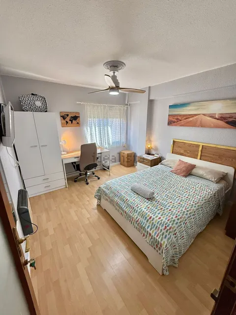 Habitació de lloguer, València (3/12)