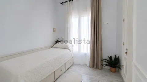 Room for rent, Seville