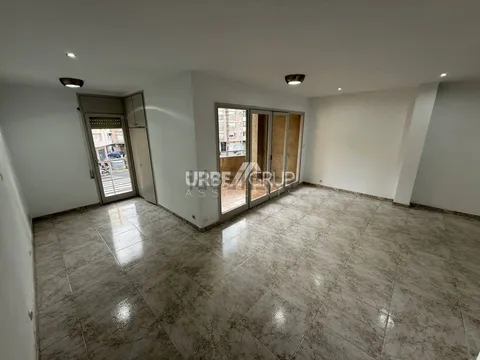 Pis de 88 m² a Terrassa