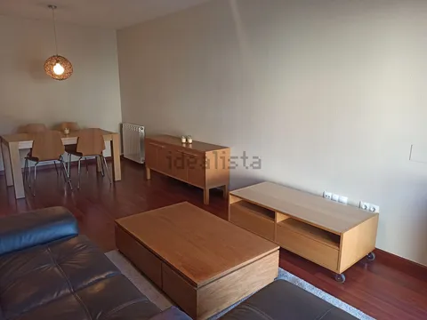 Flat 85 m² in Cadrete
