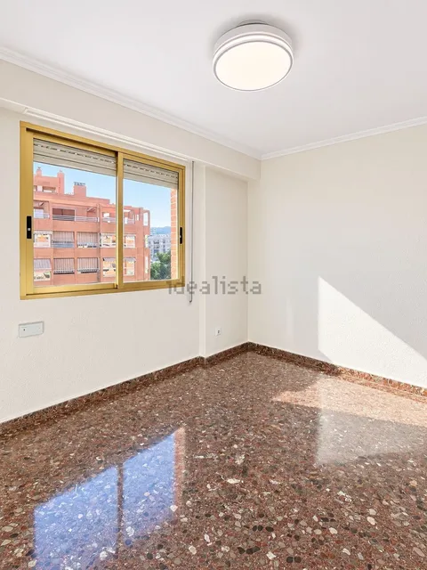 Wohnung 102 m² in Valencia
