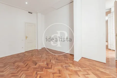 Wohnung 123 m² in Madrid
