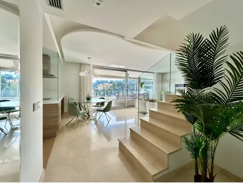 Flat 310 m² in Benahavís