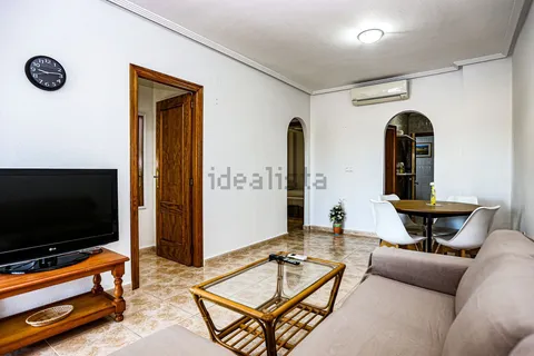 Pis de 60 m² a Oriola