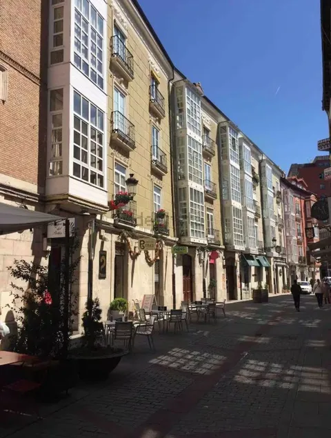 Flat 74 m² in Burgos