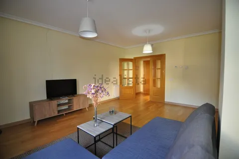 Flat 60 m² in Cáceres