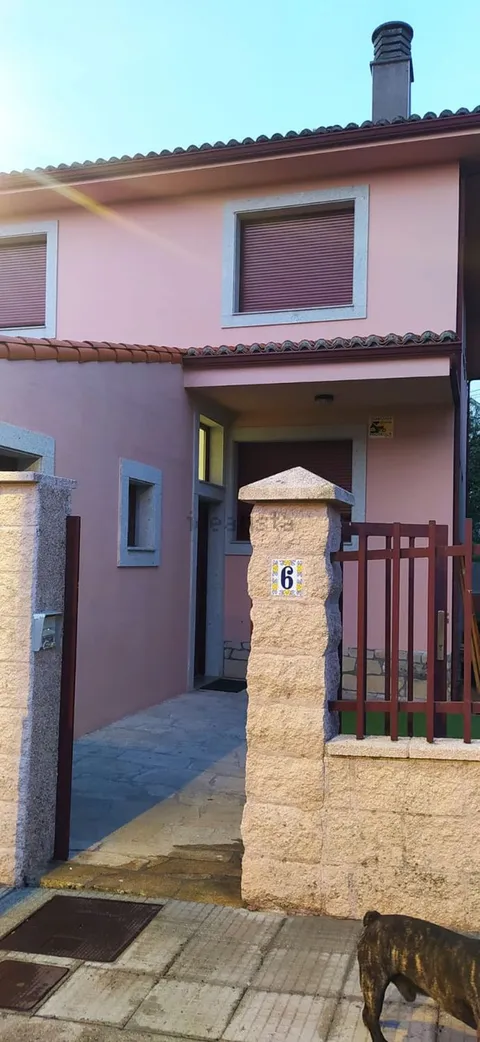 Casa de 305 m² en Santiago de Compostela