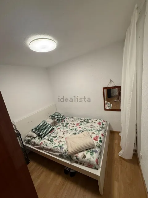Habitació de lloguer, Madrid (2/4)