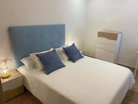 Zimmer zur Miete, Torrent (3/14)